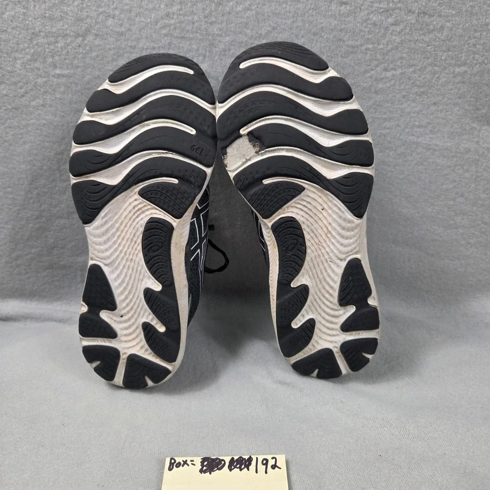 Asics Gel-Cumulus 24 Womens Running Shoes Black White 1012B206 Size 6